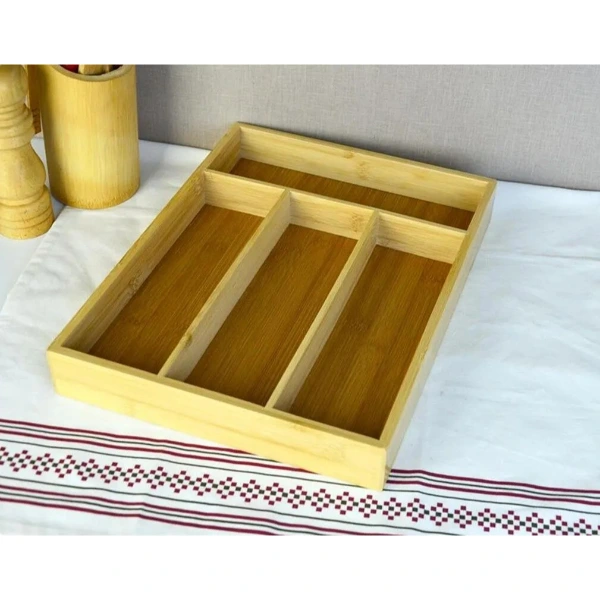 Çekmece İçi Kaşıklık ( Lisinya ) Çekmece İçi Kaşıklık ( Lisinya )