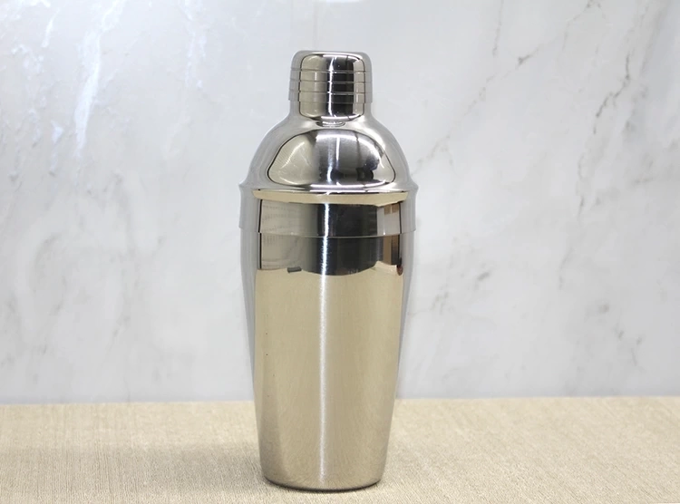 Çelik Shaker 550 Ml Alk3937 ( Lisinya )