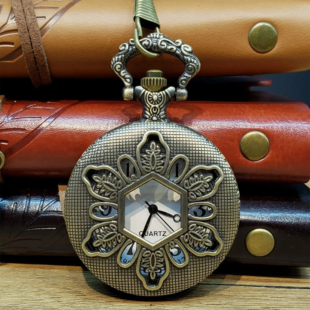 Çiçek Tasarımlı Köstekli Cep Saati ( Lisinya ) Çiçek Tasarımlı Köstekli Cep Saati ( Lisinya )