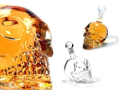 Crystal Head Kuru Kafa Cam Şişe 350 Ml ( Lisinya ) Crystal Head Kuru Kafa Cam Şişe 350 Ml ( Lisinya )