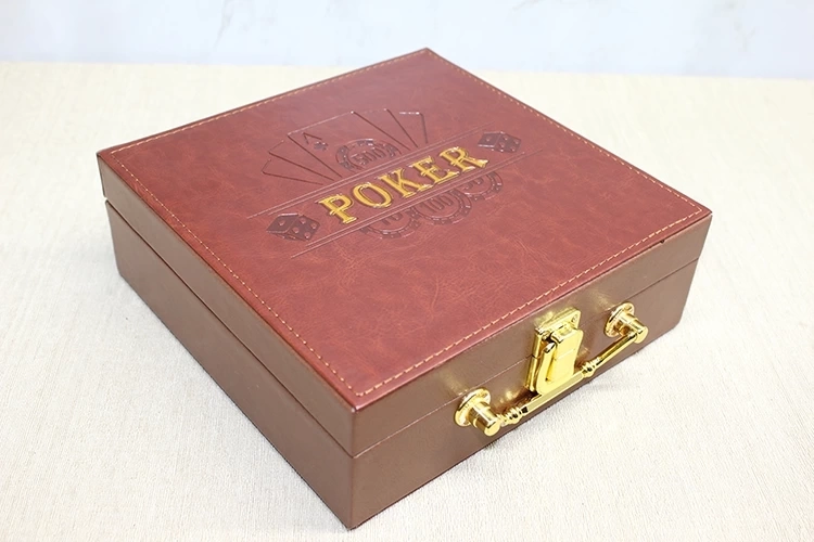 Deri Çantalı 100 Chip Ve 2 Adet İskambil Kağitına Sahip Poker Oyunu Alk4228 ( Lisinya ) Deri Çantalı 100 Chip Ve 2 Adet İskambil Kağitına Sahip Poker Oyunu Alk4228 ( Lisinya )