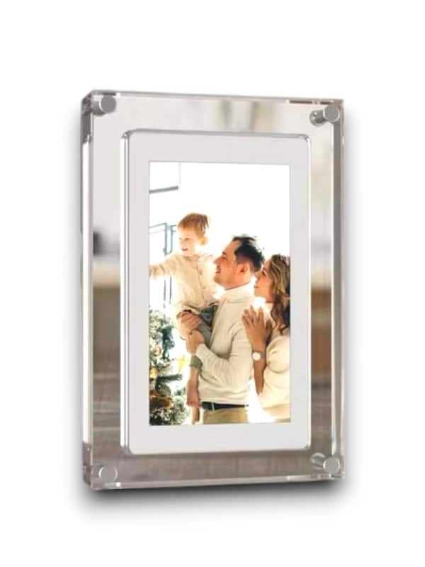 Dijital Fotoğraf Çerçevesi ( Lisinya )