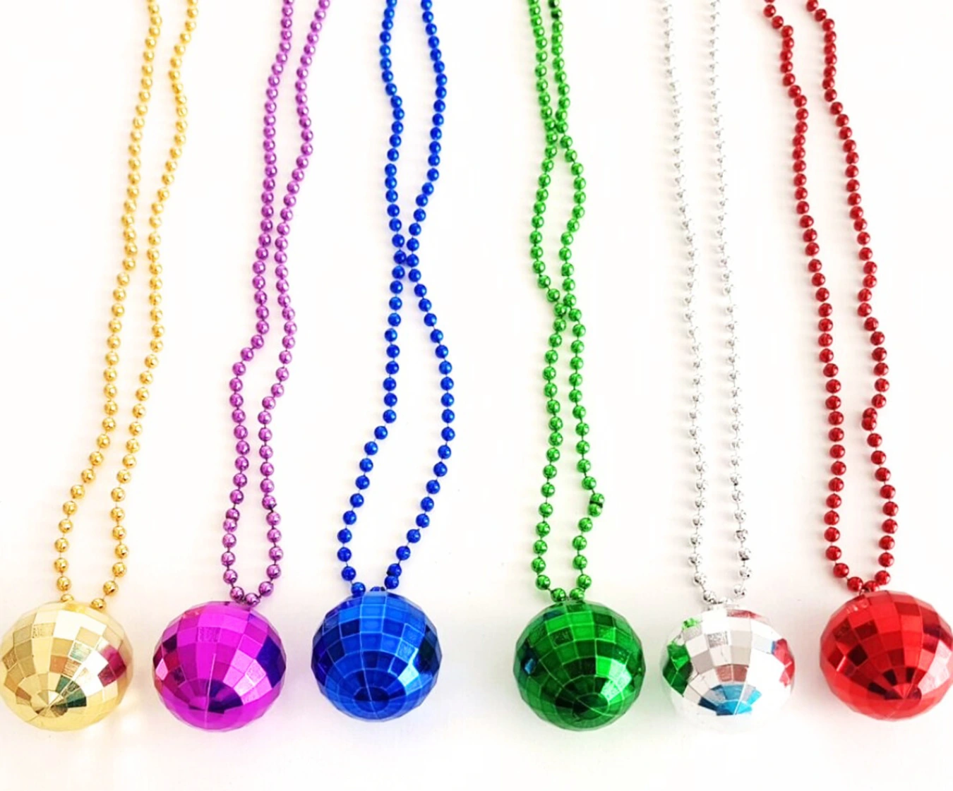 Disko Topu Kolye Seti 6 Adet ( Lisinya ) Disko Topu Kolye Seti 6 Adet ( Lisinya )