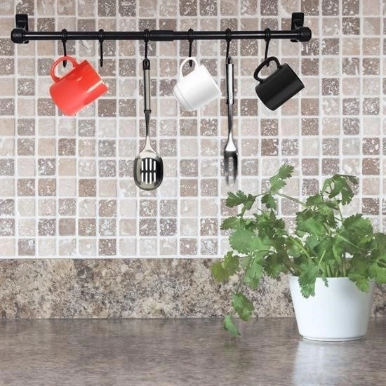 duvara Monte Edilen 6 Kancalı Dekor Kaşıklık Ve Kupa Askısı ( Lisinya ) duvara Monte Edilen 6 Kancalı Dekor Kaşıklık Ve Kupa Askısı ( Lisinya )