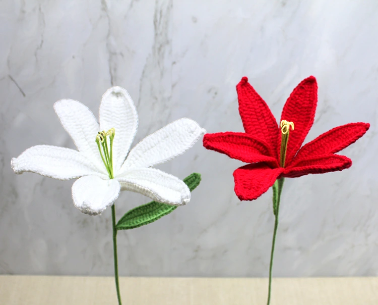 El Örgüsü Zambak Çiçeği ( Lisinya ) El Örgüsü Zambak Çiçeği ( Lisinya )