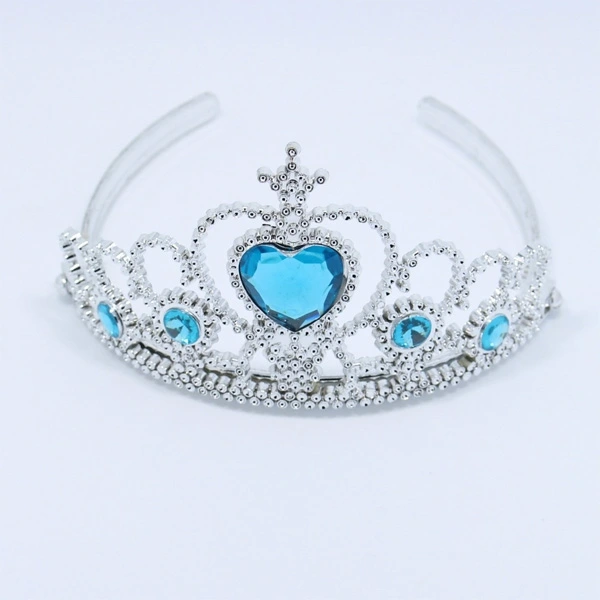 Elsa Tacı ( Lisinya )