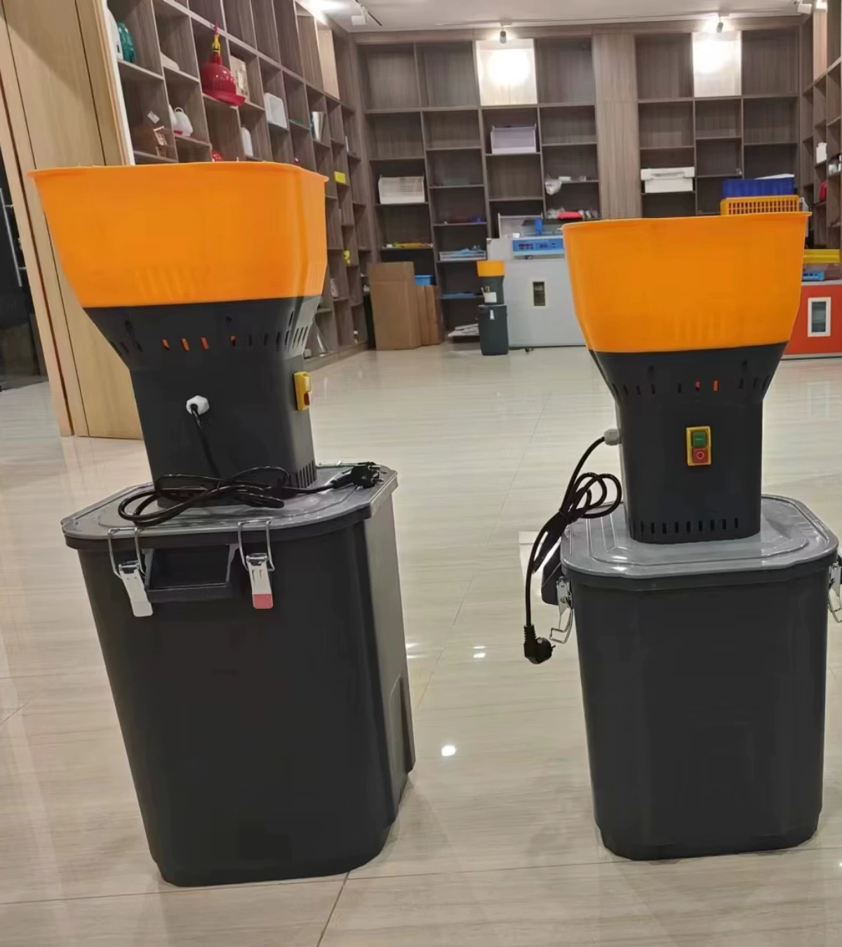 Lisinya Pro 1300w Elektrikli Tahıl Ve Baharat Öğütücü – 0,6-8 Mm Ayarlanabilir Granül, Paslanmaz Çelik ( Lisinya ) Lisinya Pro 1300w Elektrikli Tahıl Ve Baharat Öğütücü – 0,6-8 Mm Ayarlanabilir Granül, Paslanmaz Çelik ( Lisinya )