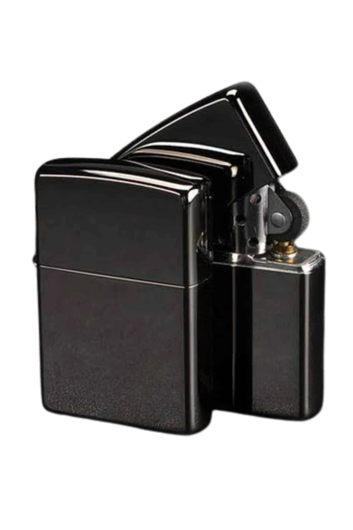 Erkeklere Özel Hediyelik Eşya  Metalik Benzinli Çakmak Doldurulabilir ( Lisinya )