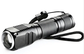 F-82 T6 Led Zoomlu 2000 Lm Yüksek Işık Şarjlı El Feneri ( Lisinya ) F-82 T6 Led Zoomlu 2000 Lm Yüksek Işık Şarjlı El Feneri ( Lisinya )
