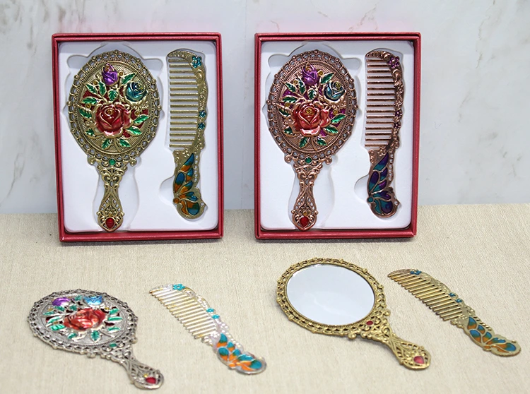 Gül Tasarımı Ayna Ve Tarak Seti Küçük Boy ( Lisinya )