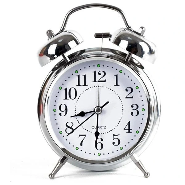 Gümüş Renk Metal Çalar Masa Saati ( Lisinya )