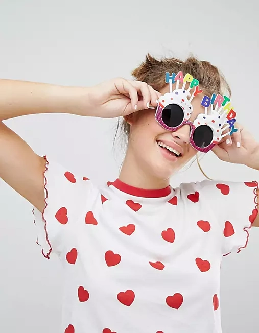 Happy Birthday Beyaz Fuşya Parti Gözlüğü ( Lisinya ) Happy Birthday Beyaz Fuşya Parti Gözlüğü ( Lisinya )