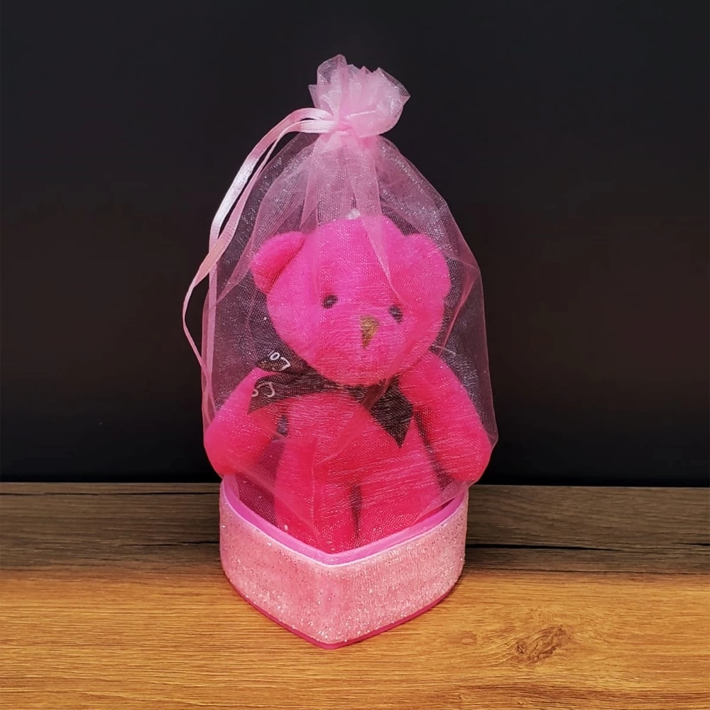 Hediyelik Pembe Tül Kese Ve Ayıcık ( Lisinya ) Hediyelik Pembe Tül Kese Ve Ayıcık ( Lisinya )