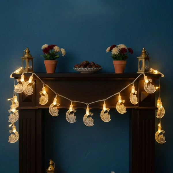 Hilal Tasarımlı Ramazan Süslemesi 20 Led Usb Aydınlatma ( Lisinya ) Hilal Tasarımlı Ramazan Süslemesi 20 Led Usb Aydınlatma ( Lisinya )