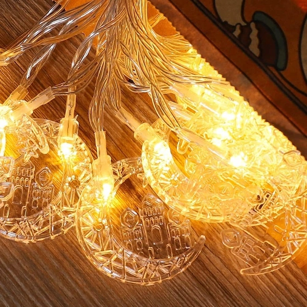 Hilal Tasarımlı Ramazan Süslemesi 20 Led Usb Aydınlatma ( Lisinya ) Hilal Tasarımlı Ramazan Süslemesi 20 Led Usb Aydınlatma ( Lisinya )