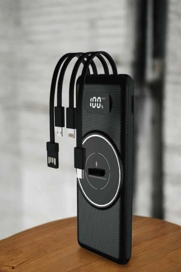 Hızlı Şarj Dijital Göstergeli Powerbankli Çoklu Şarj Özelliği ( Lisinya )