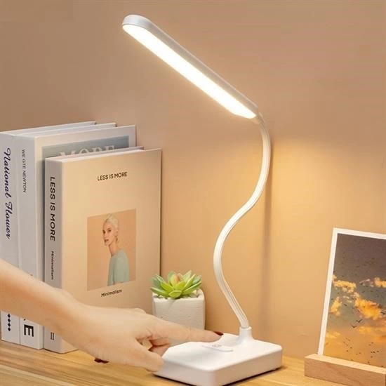 İnce Uzun Usbli Dokunmatik 3 Kademeli 360 Derece Özel Göz Korumalı Led Lityum Masa Lambası ( Lisinya ) İnce Uzun Usbli Dokunmatik 3 Kademeli 360 Derece Özel Göz Korumalı Led Lityum Masa Lambası ( Lisinya )