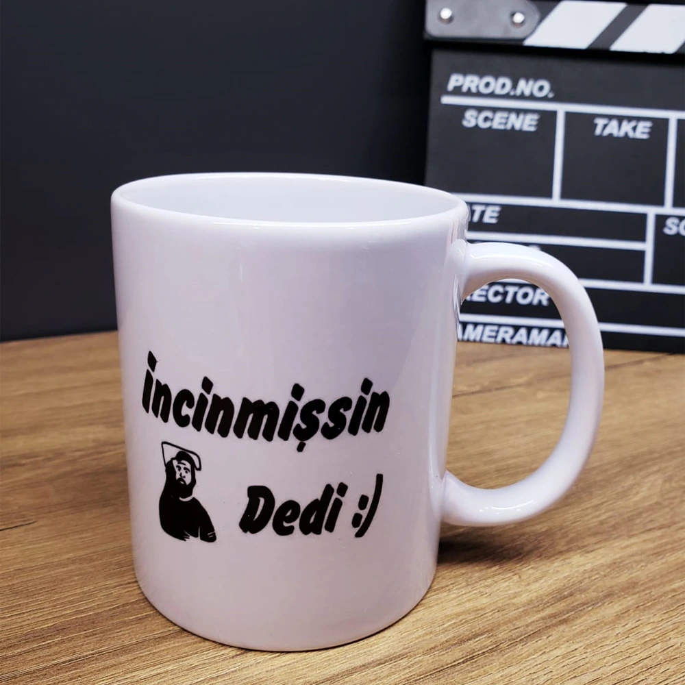 İncinmişsin Dedi Tasarımlı Kupa Bardak ( Lisinya ) İncinmişsin Dedi Tasarımlı Kupa Bardak ( Lisinya )