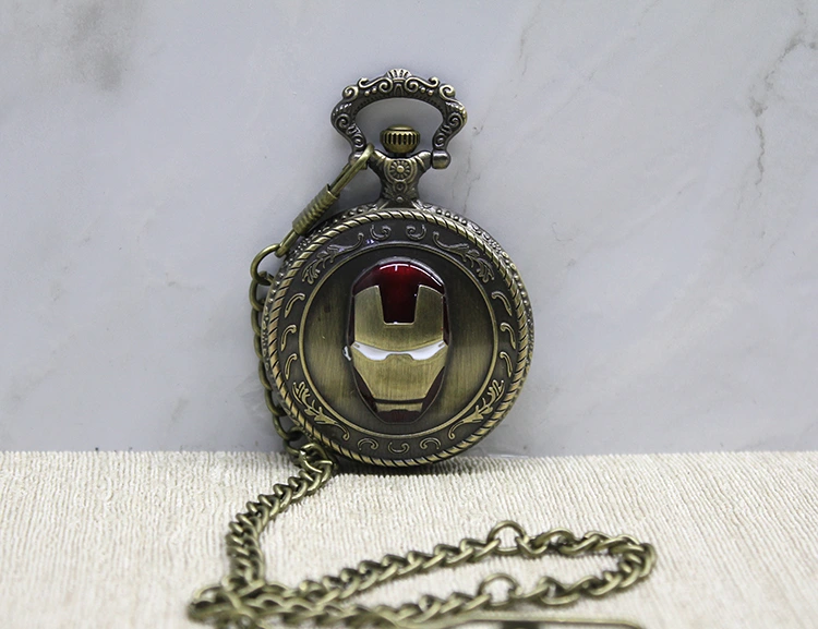 Iron Man Tasarımlı Köstekli Saat ( Lisinya ) Iron Man Tasarımlı Köstekli Saat ( Lisinya )