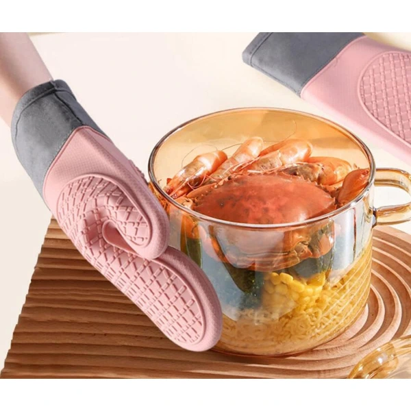 Isıya Dayanıklı Silikon Fırın Eldiveni ( Lisinya ) Isıya Dayanıklı Silikon Fırın Eldiveni ( Lisinya )