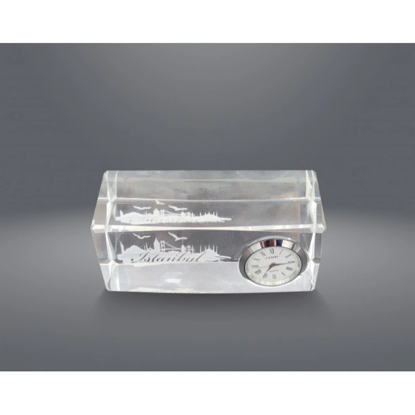 İstanbul Tasarımlı Kristal Saatli Biblo ( Lisinya ) İstanbul Tasarımlı Kristal Saatli Biblo ( Lisinya )