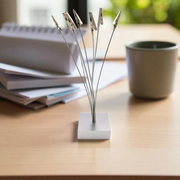 Kağıt Tutacağı Kıskaçlı ( Lisinya ) Kağıt Tutacağı Kıskaçlı ( Lisinya )