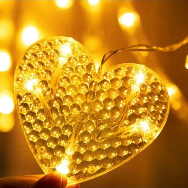 Kalp Perde Led Işık 3m 6 Sıra 12 Adet Gün Işığı ( Lisinya ) Kalp Perde Led Işık 3m 6 Sıra 12 Adet Gün Işığı ( Lisinya )