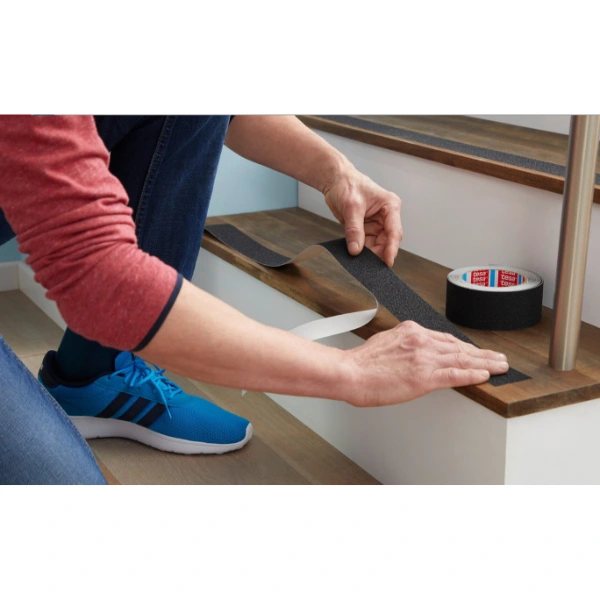 Kaydırmaz Siyah Bant 50 Mm X 10 Mt ( Lisinya ) Kaydırmaz Siyah Bant 50 Mm X 10 Mt ( Lisinya )