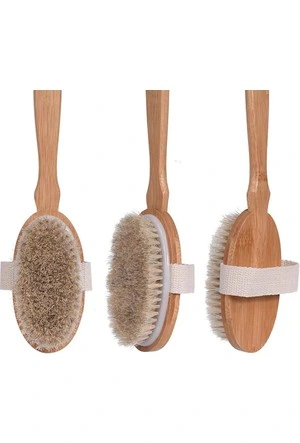 At Kılı Banyo Fırçası Saplı ( Lisinya ) At Kılı Banyo Fırçası Saplı ( Lisinya )