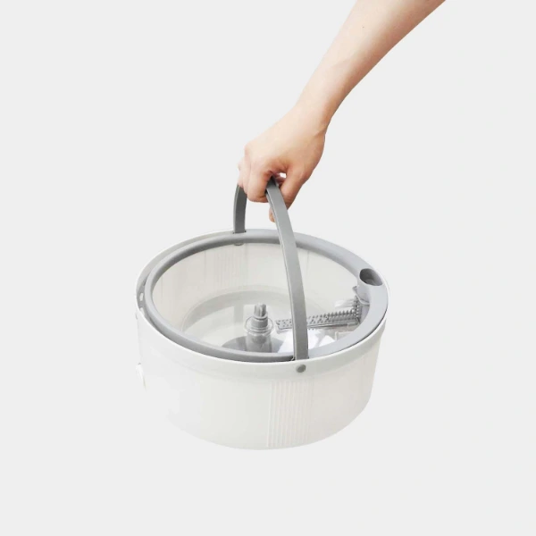 Kirli Ve Temiz Suyu Ayıran Pratik Mop ( Lisinya ) Kirli Ve Temiz Suyu Ayıran Pratik Mop ( Lisinya )