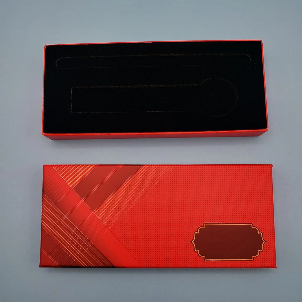 Kırmızı Renk Anahtarlık Ve Kalem Kutusu ( Lisinya )