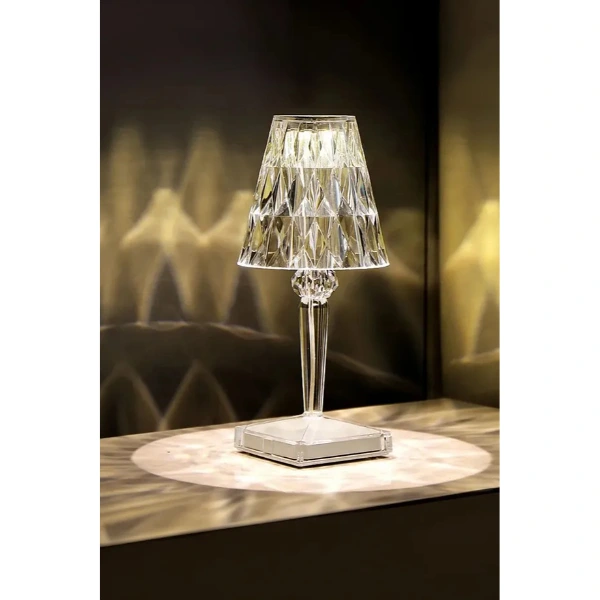 Kristal Abajur Led Kumandalı Ve Dokunmatik Masa Lambası ( Lisinya ) Kristal Abajur Led Kumandalı Ve Dokunmatik Masa Lambası ( Lisinya )
