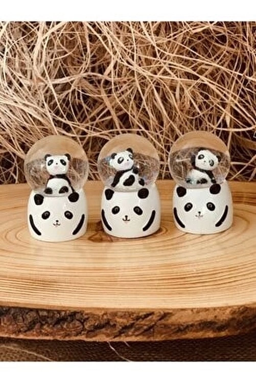 Küçük Boy Panda Kar Küresi Işıklı 6.5 Cm ( Lisinya )