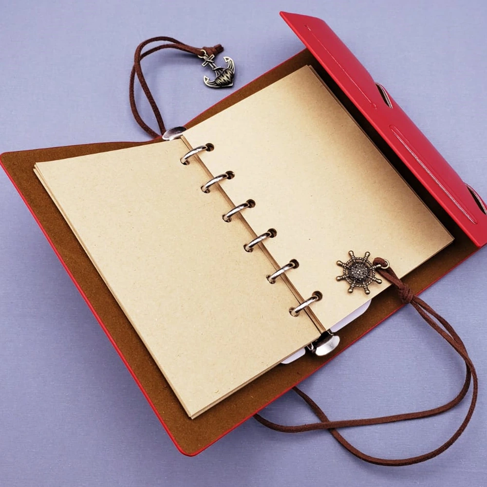 Küçük Boy Pusula Baskılı Deri Defter ( Lisinya ) Küçük Boy Pusula Baskılı Deri Defter ( Lisinya )