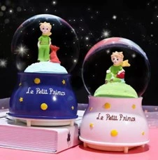 Küçük Prens Kar Küresi Işıklı Küçük Boy 6.5 Cm ( Lisinya ) Küçük Prens Kar Küresi Işıklı Küçük Boy 6.5 Cm ( Lisinya )