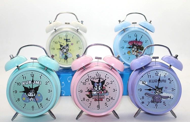 Kuromi, Hello Kitty, Mickey Mouse Masa Üstü Çalar Saat ( Lisinya ) Kuromi, Hello Kitty, Mickey Mouse Masa Üstü Çalar Saat ( Lisinya )