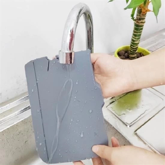 Lavabo İçin Silikon Esnek Mat Musluk Sapı Damlama Tutucu Raf Mutfak Tezgahı Sıçrama Koruma ( Lisinya ) Lavabo İçin Silikon Esnek Mat Musluk Sapı Damlama Tutucu Raf Mutfak Tezgahı Sıçrama Koruma ( Lisinya )