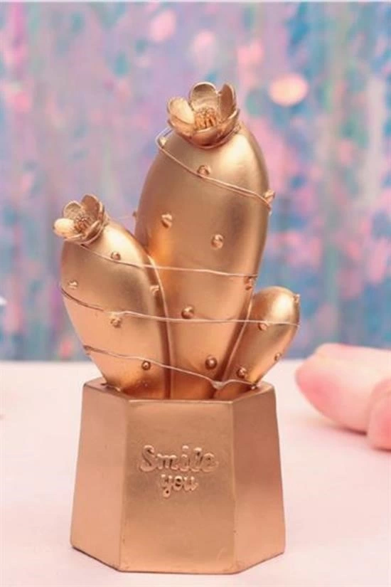 Led Işıklı Sevimli Kaktüs Dekoratif Masa Lambası Mini Biblo Gece Lambası Gold ( Lisinya ) Led Işıklı Sevimli Kaktüs Dekoratif Masa Lambası Mini Biblo Gece Lambası Gold ( Lisinya )