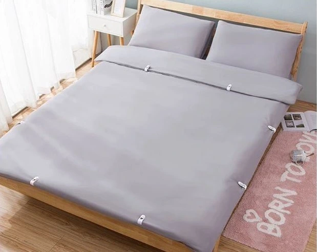 Mandallı Yorgan Sabitleme Klipsi 10 Adet ( Lisinya ) Mandallı Yorgan Sabitleme Klipsi 10 Adet ( Lisinya )