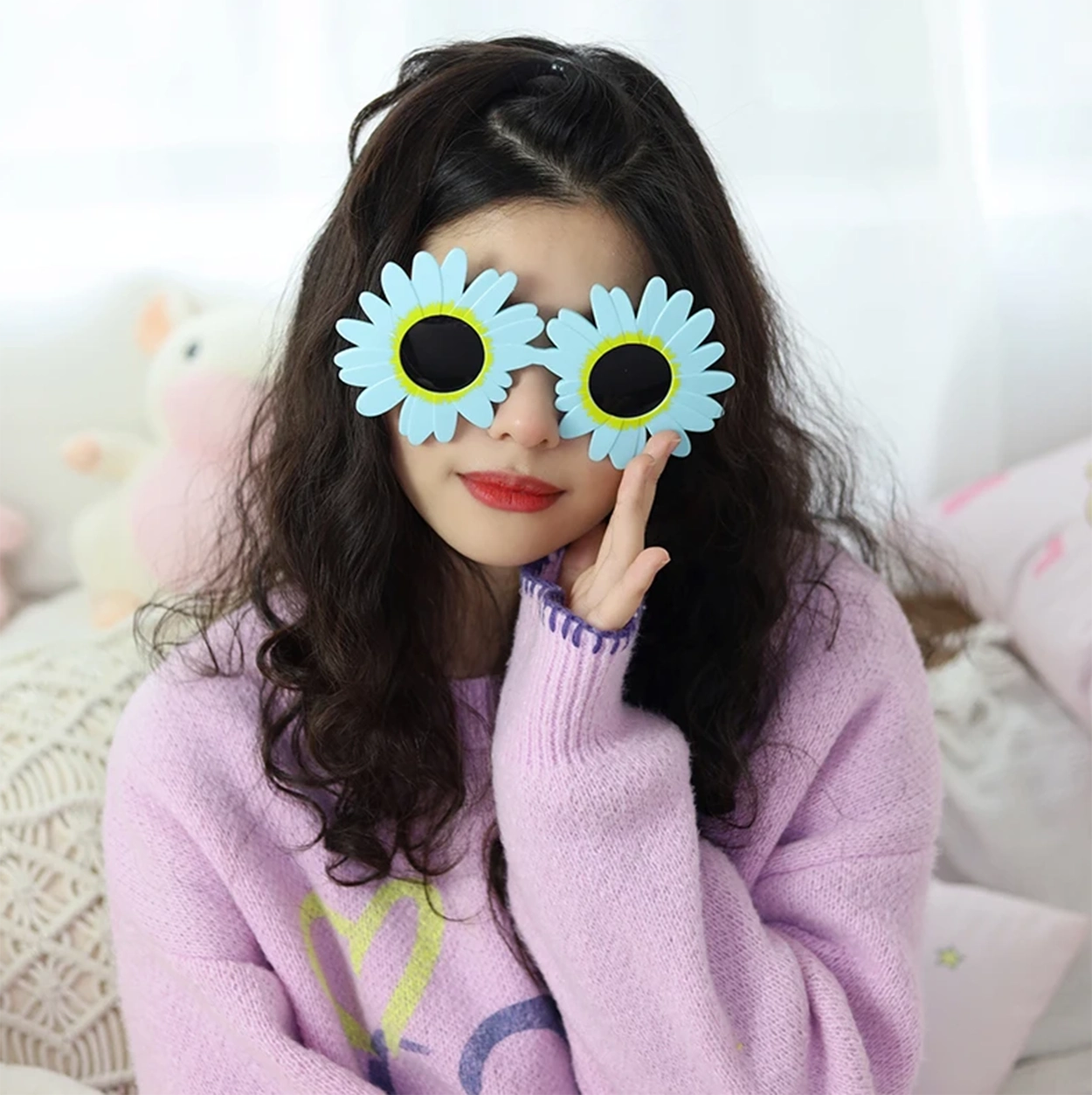 Mavi Renk Papatya Şekilli Parti Gözlüğü ( Lisinya ) Mavi Renk Papatya Şekilli Parti Gözlüğü ( Lisinya )