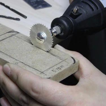 Metal 6 Parça Mini Matkap Ucu Ahşap Kesme Yuvarlak Çelik Bıçak Disk Testere Seti Kiti ( Lisinya ) Metal 6 Parça Mini Matkap Ucu Ahşap Kesme Yuvarlak Çelik Bıçak Disk Testere Seti Kiti ( Lisinya )
