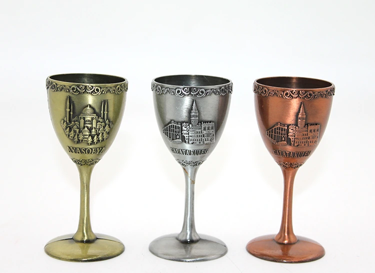 Metal İstanbul Yöresel Kadeh Bardak ( Lisinya ) Metal İstanbul Yöresel Kadeh Bardak ( Lisinya )