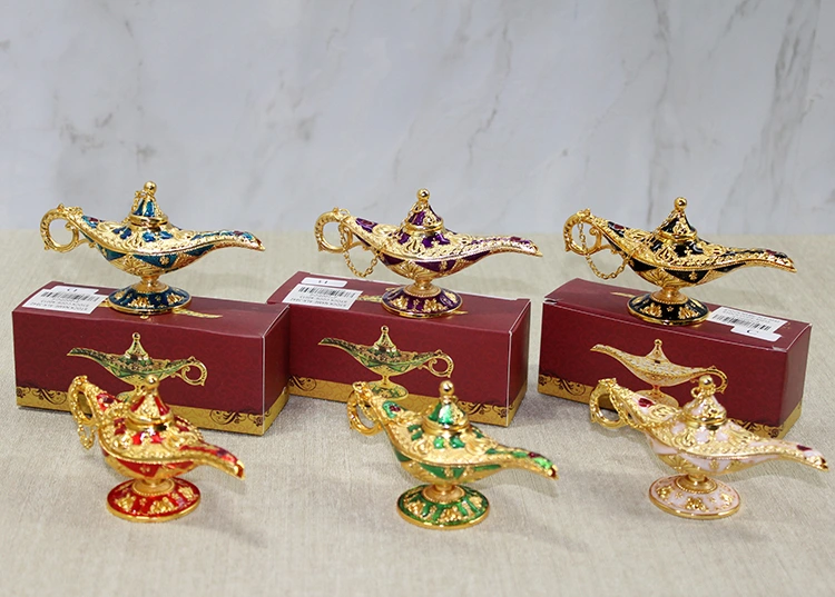 Mineli Metal Alaaddin Lambası Model 3 ( Lisinya ) Mineli Metal Alaaddin Lambası Model 3 ( Lisinya )