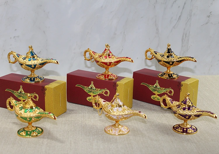 Mineli Metal Alaaddin Lambası Model 4 ( Lisinya ) Mineli Metal Alaaddin Lambası Model 4 ( Lisinya )