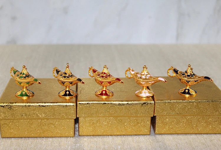 Mineli Metal Alaaddin Lambası Model 6 ( Lisinya ) Mineli Metal Alaaddin Lambası Model 6 ( Lisinya )