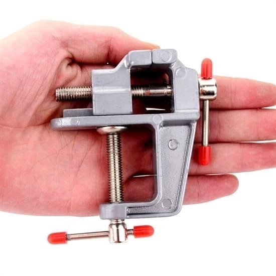 Mini Masa Tezgah Hobi Mengenesi Sabitleme Sıkıştırma Aparat 30mm ( Lisinya ) Mini Masa Tezgah Hobi Mengenesi Sabitleme Sıkıştırma Aparat 30mm ( Lisinya )