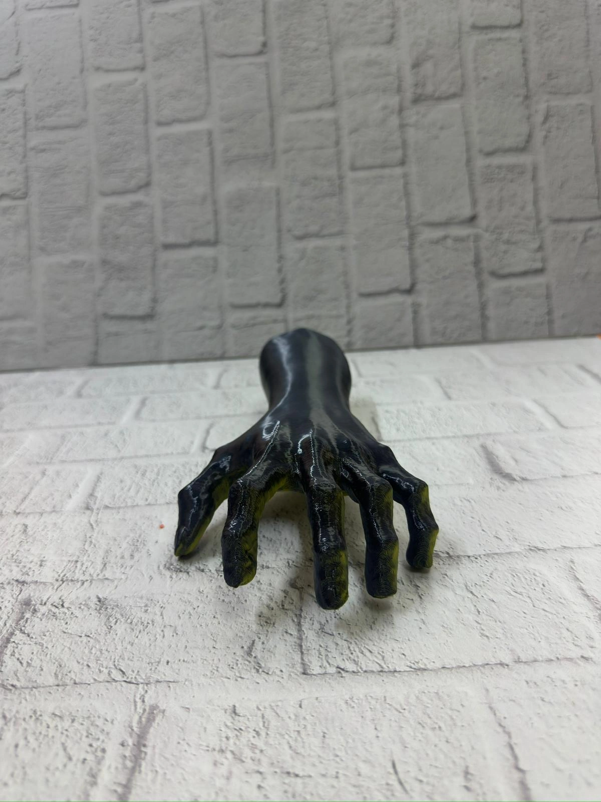 Modern Tasarım El Figürü 3d Dekoratif Biblo Koleksiyonluk ( Lisinya )