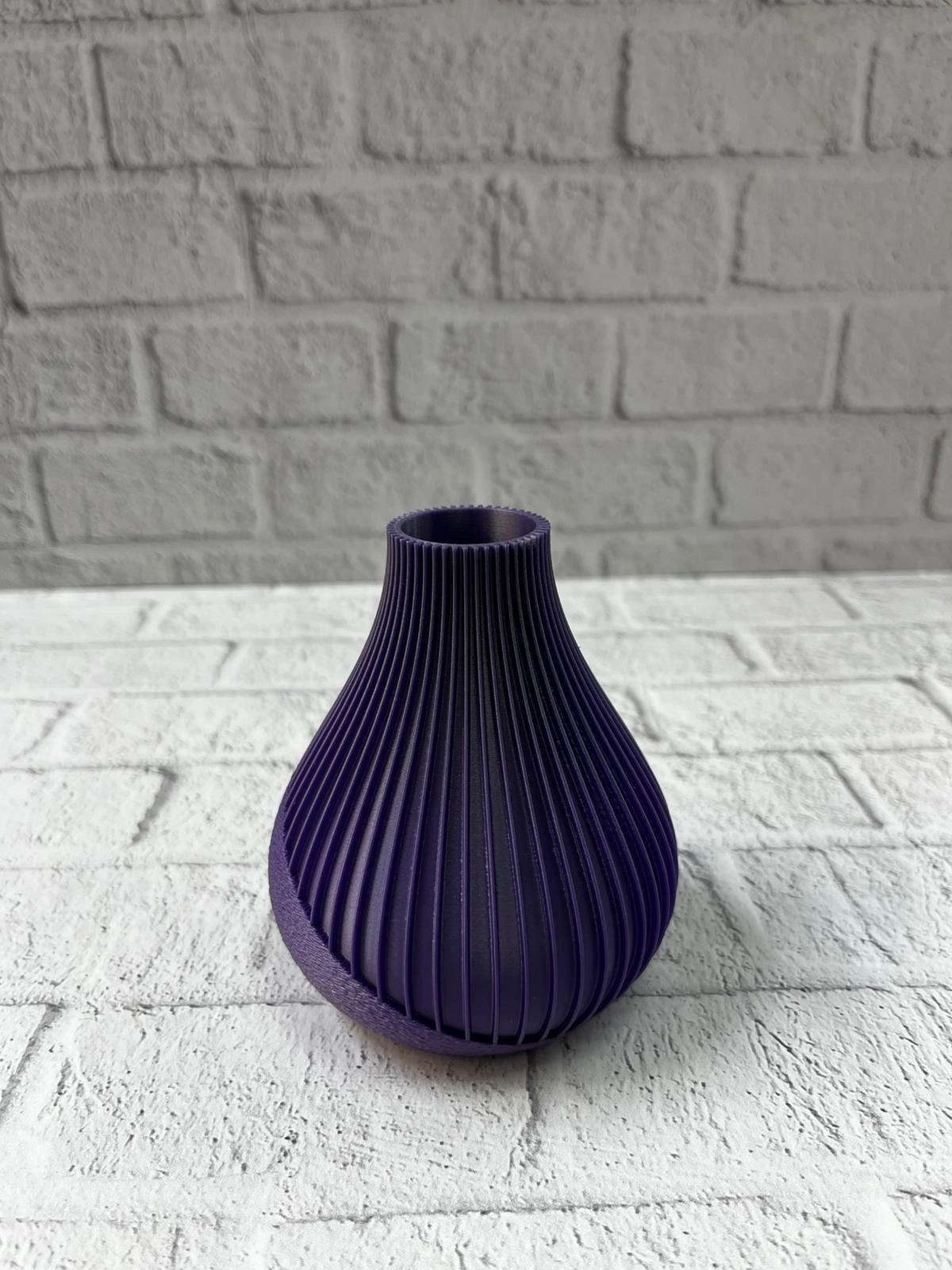 Mor Çizgili Dekoratif Vazo 11 Cm Modern Tasarım Aksesuar ( Lisinya )