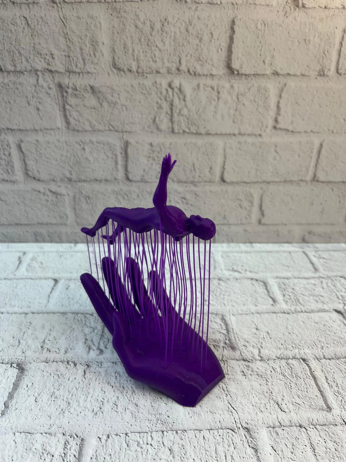 Mor El İnsan Figürü Dekoratif Biblo Minimal Modern Salon Raf Ve Masa Üstü Aksesuar ( Lisinya )