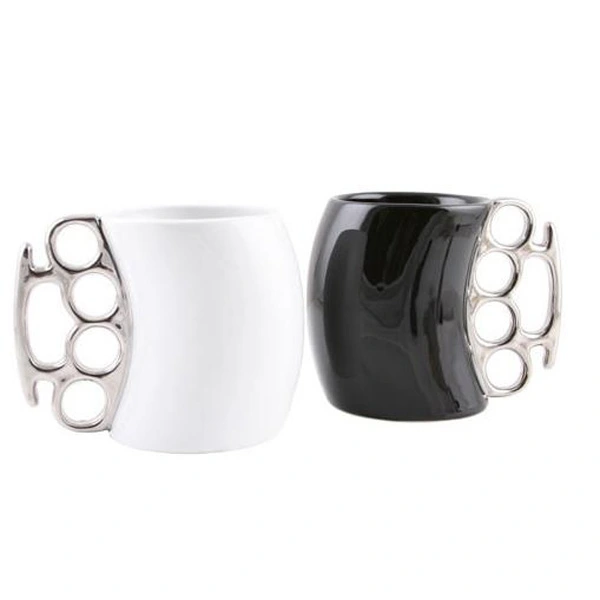 Muşta Tasarımlı Seramik Kupa ( Lisinya ) Muşta Tasarımlı Seramik Kupa ( Lisinya )